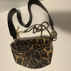 Steve Madden Leopard Print Crossbody Belt Bag - Black & Gold